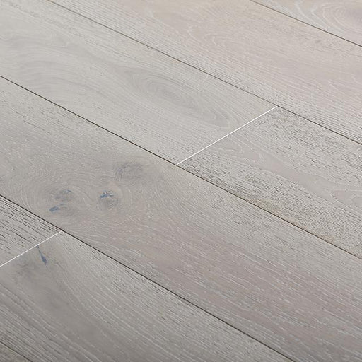 Lusso 209 Euro Oak 3.5x96   Engineered Hardwood  Quarter Round