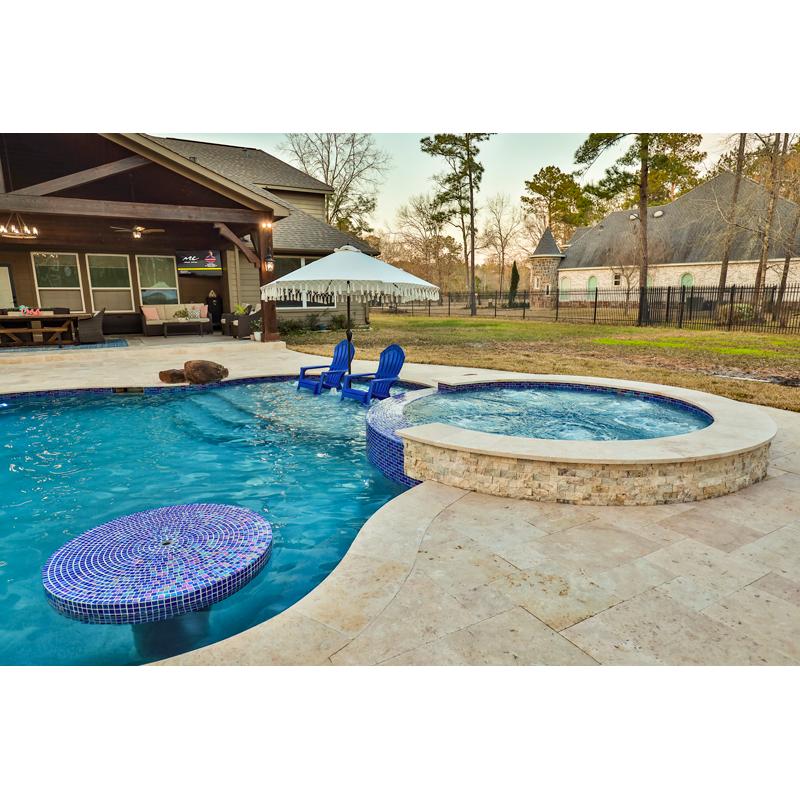 Qdi Light Travertine Tile 18x18 Filled, Honed