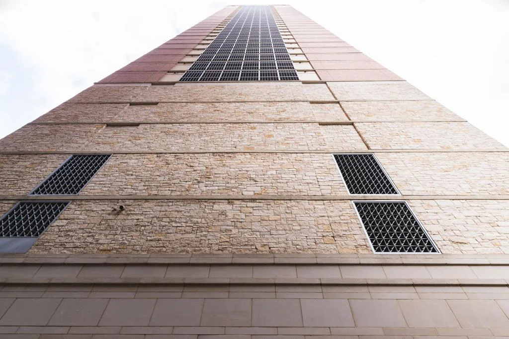 Chateaux Cream Limestone 4"-6"-8" Veneer Corners Natural Stone Corner