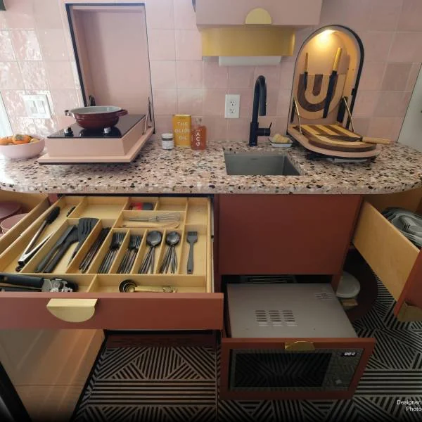 Cloe Pink 5x5 Square Ceramic Wall Tile