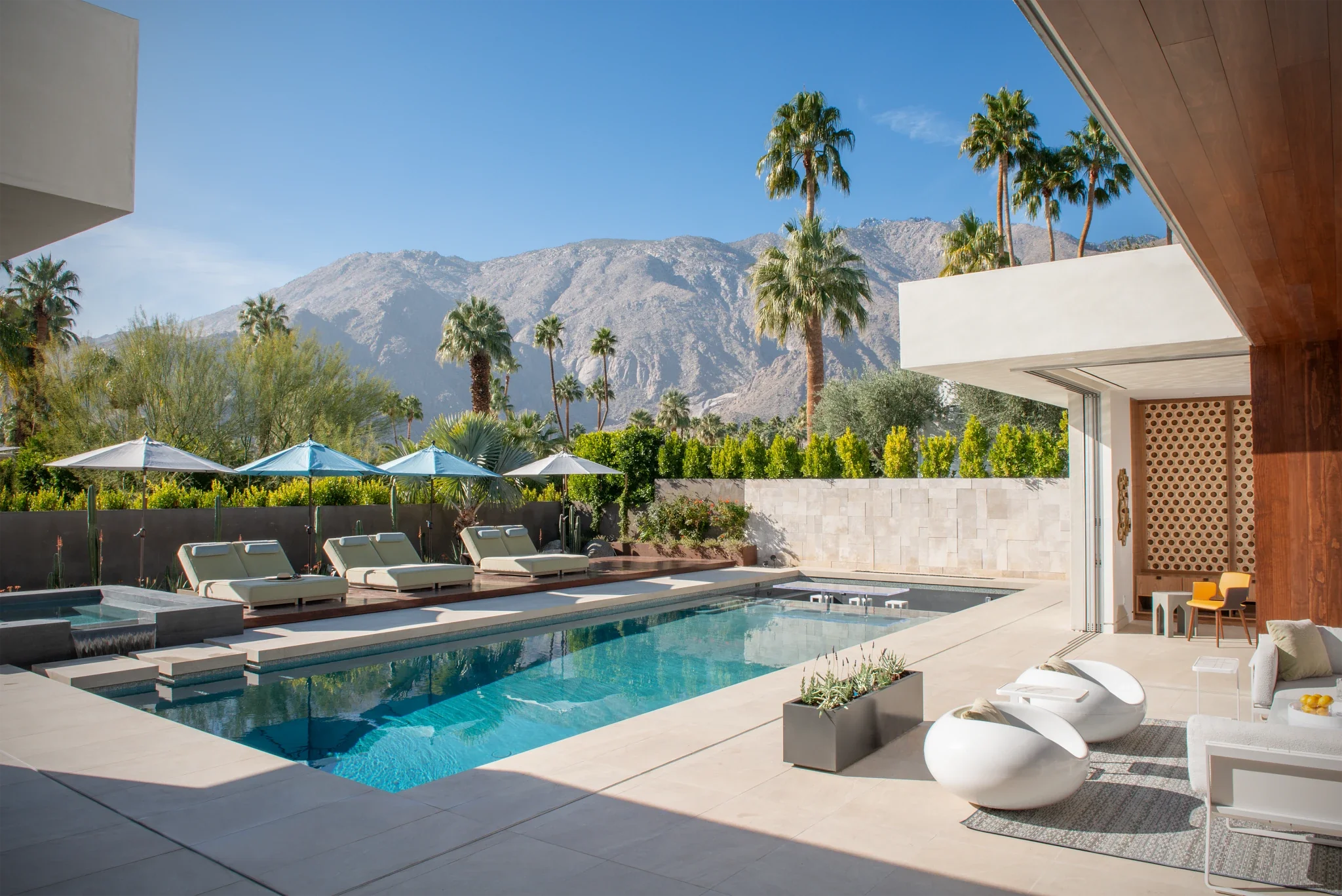 Pietra Italia Beige 24x24 Rectified Porcelain Tile