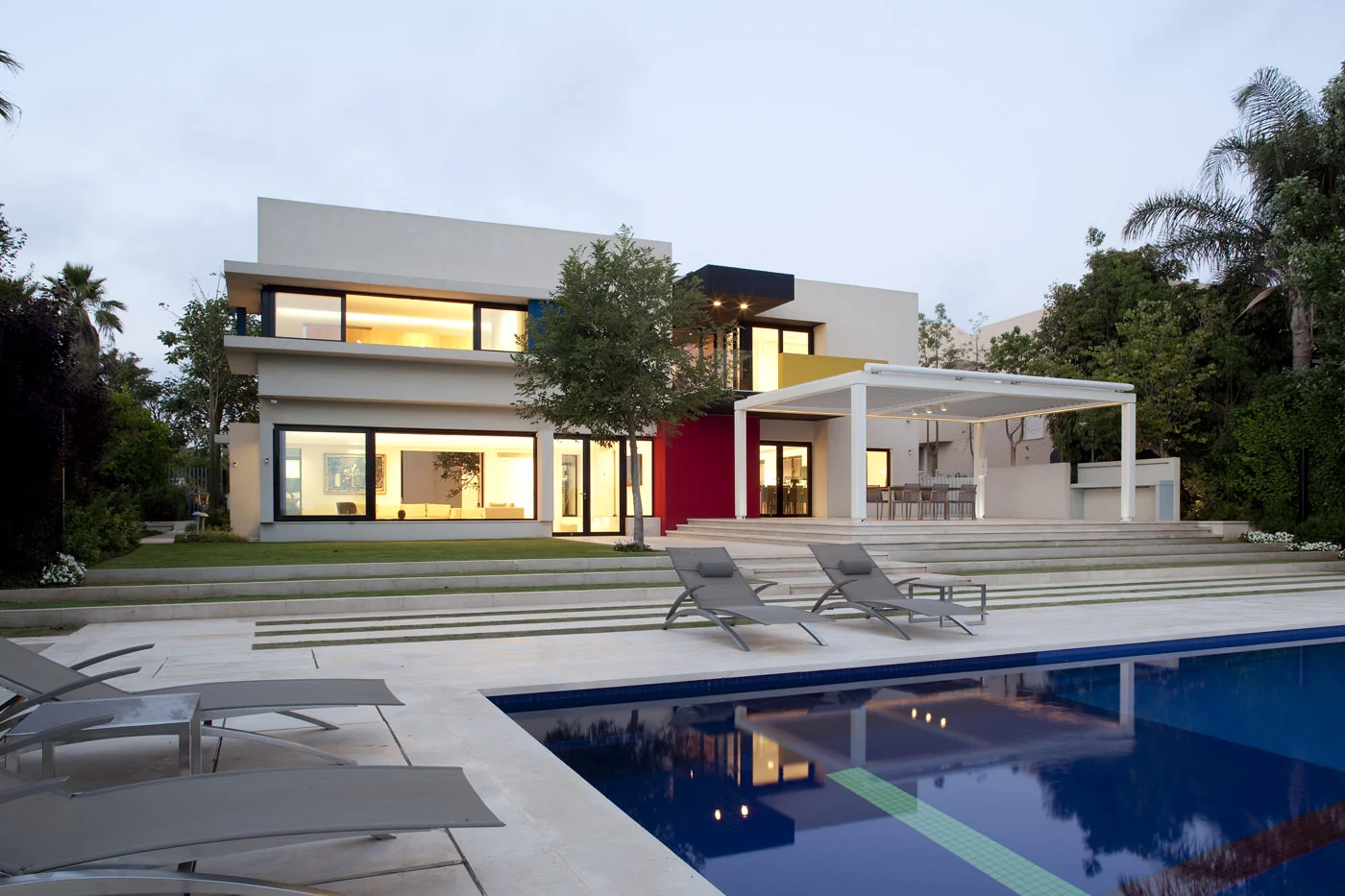 Freska 12x24 Tumbled Limestone Single Bullnose Pool Coping