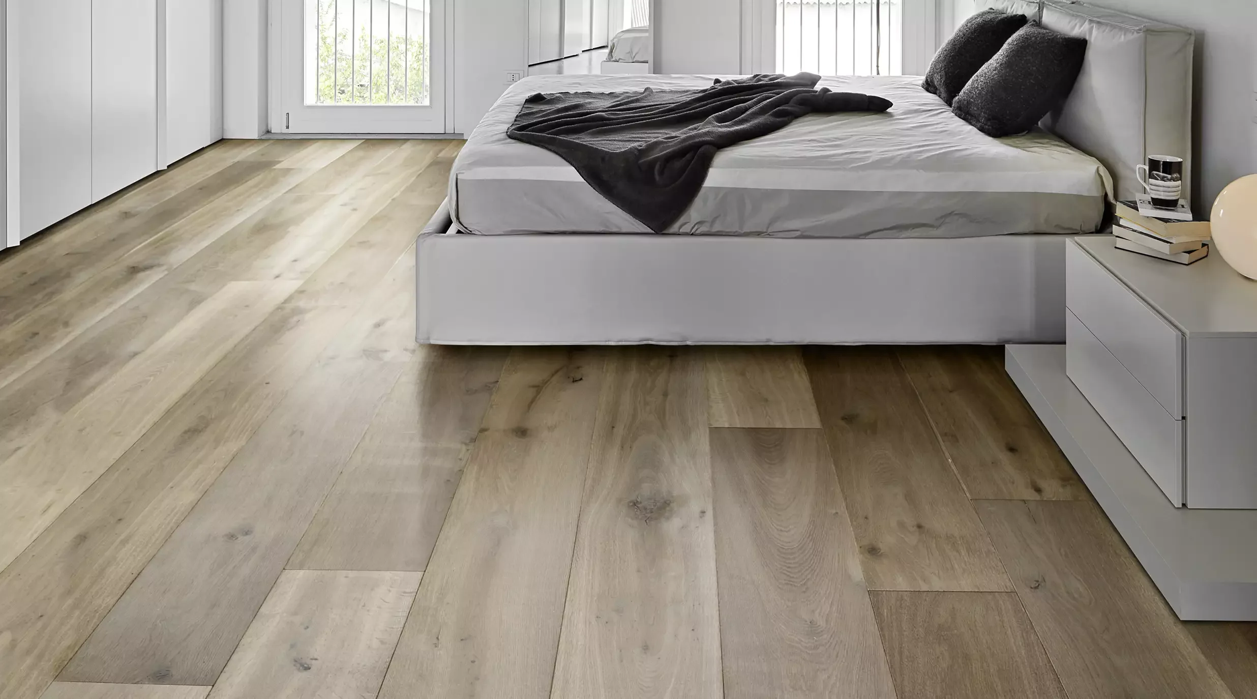 Timbertop Biarritz 13/16 inch 9.5x96 Random Length Smooth European Oak Hardwood Flooring