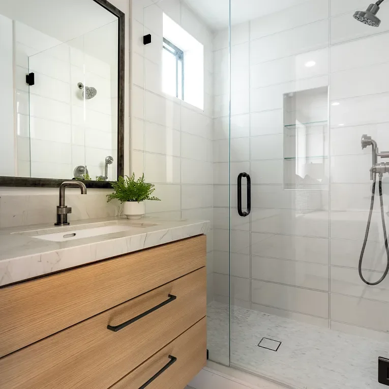 Vetri Acqua 8x24 Porcelain Tile